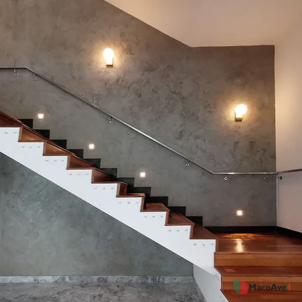 Macoavell Vellplas Applied at staircase wall